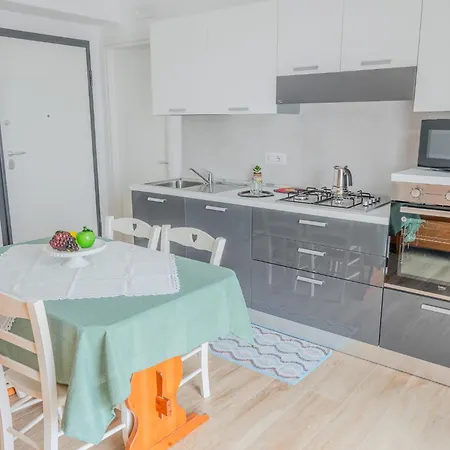 Sk Barigau شقة لاينوساي